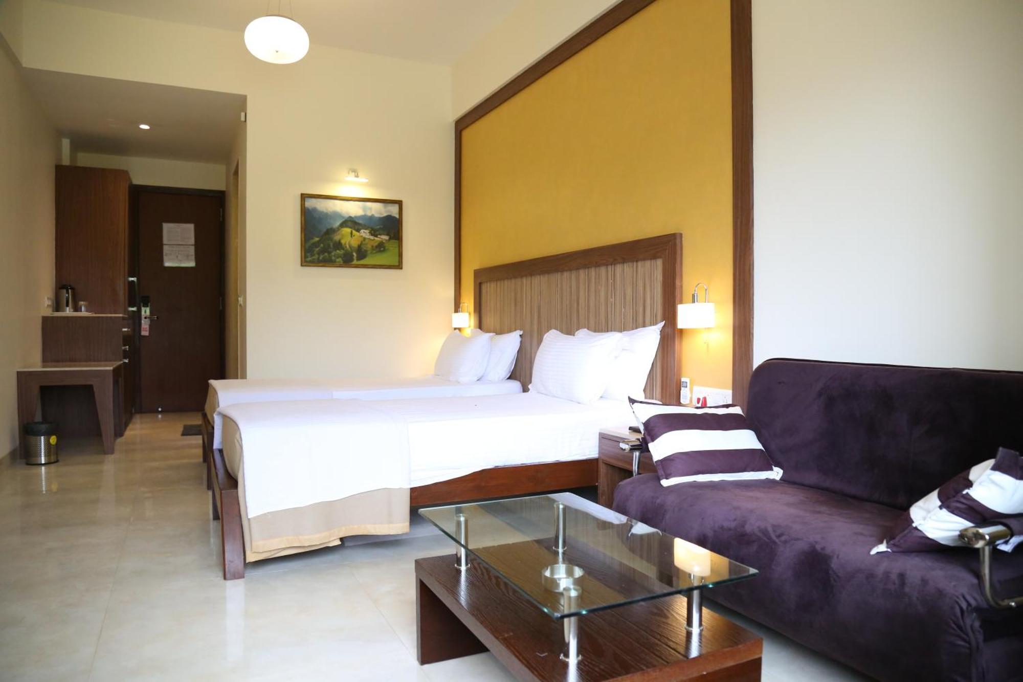 Hotel Vits Lonavla Zewnętrze zdjęcie
